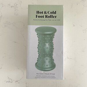Indigo Hot & Cold Non Toxic Silica Massager Foot Roller Mint Green Sz OS NWT